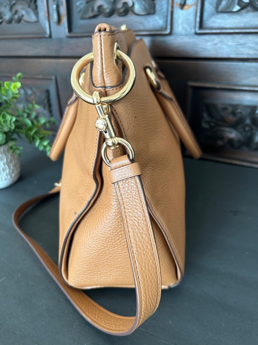 COACH Mia Pebbled Leather Satchel with Gold Hardware and Detachable Strap - Picture 4 of 16